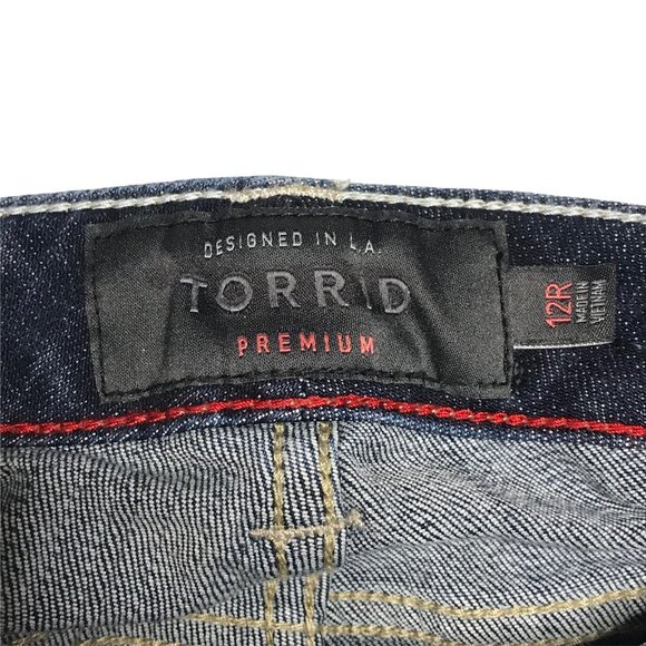 Torrid floral embroidered skinny Jeans 12R - Picture 6 of 9